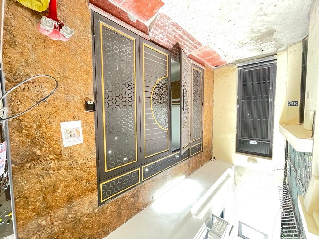 Bán siêu phẩm tạ quang bửu nhà dòng tiền 5 tầng thang máy long lanh hai bà trưng